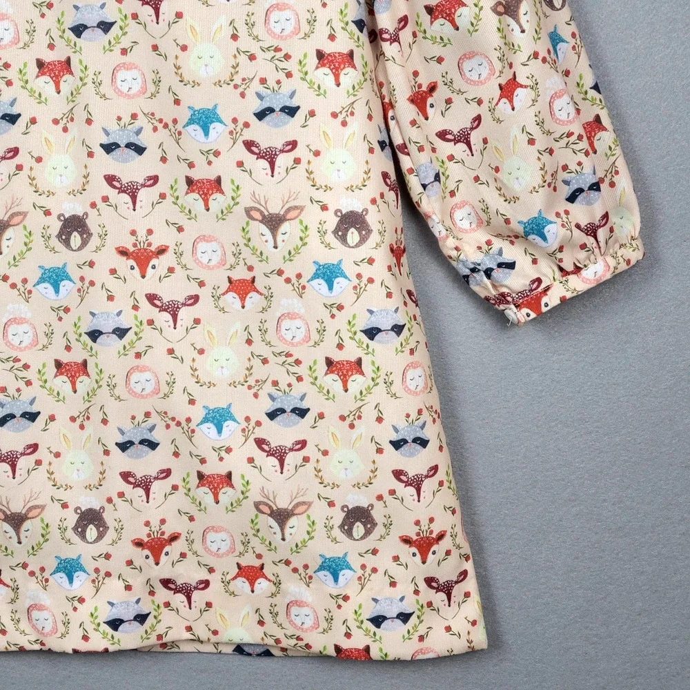 Forest brand smockingbird